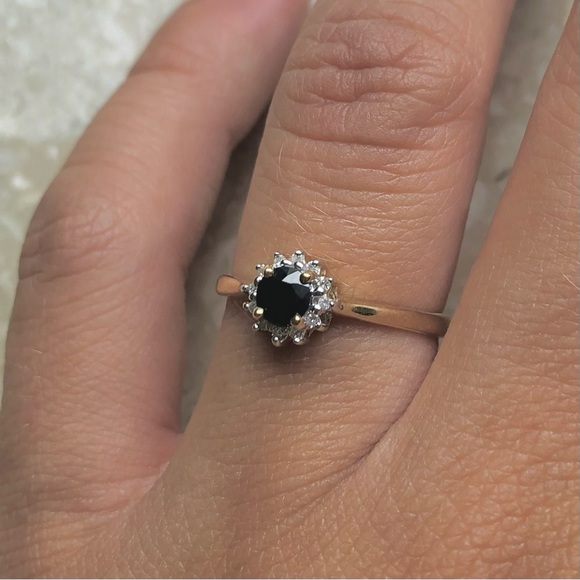 Sapphire Diamond Halo Vintage Yellow Gold Ring - Picture 7 of 11